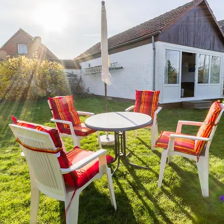 Prázdninový dům Kleines Sommerhaus Schroeder - Im Winkel 1b *